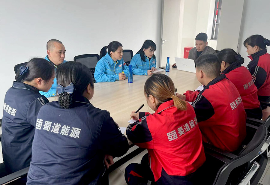图片900.jpg